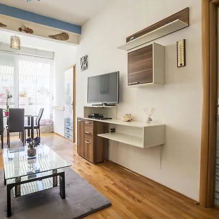 Apartment Delfin *